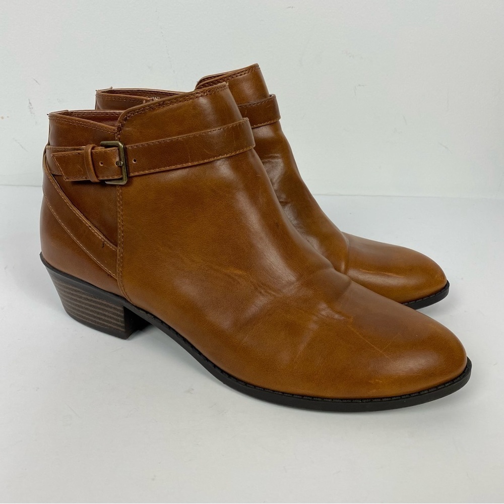 American eagle brown ankle boots minimalist capsule wardrobe